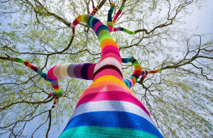 Street art yarn crochet